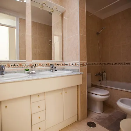Townhouse In Cs/122 *