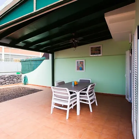 Townhouse In Cs/122 펜션 칼라오살바헤